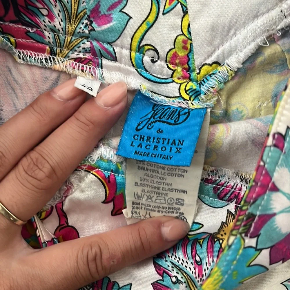 Upcycled graphic skirt, size 2 - Picture 4 of 4